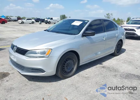 2014 Volkswagen Jetta 2.0L S from USA, damaged, VIN 3VW2K7AJ4EM290005